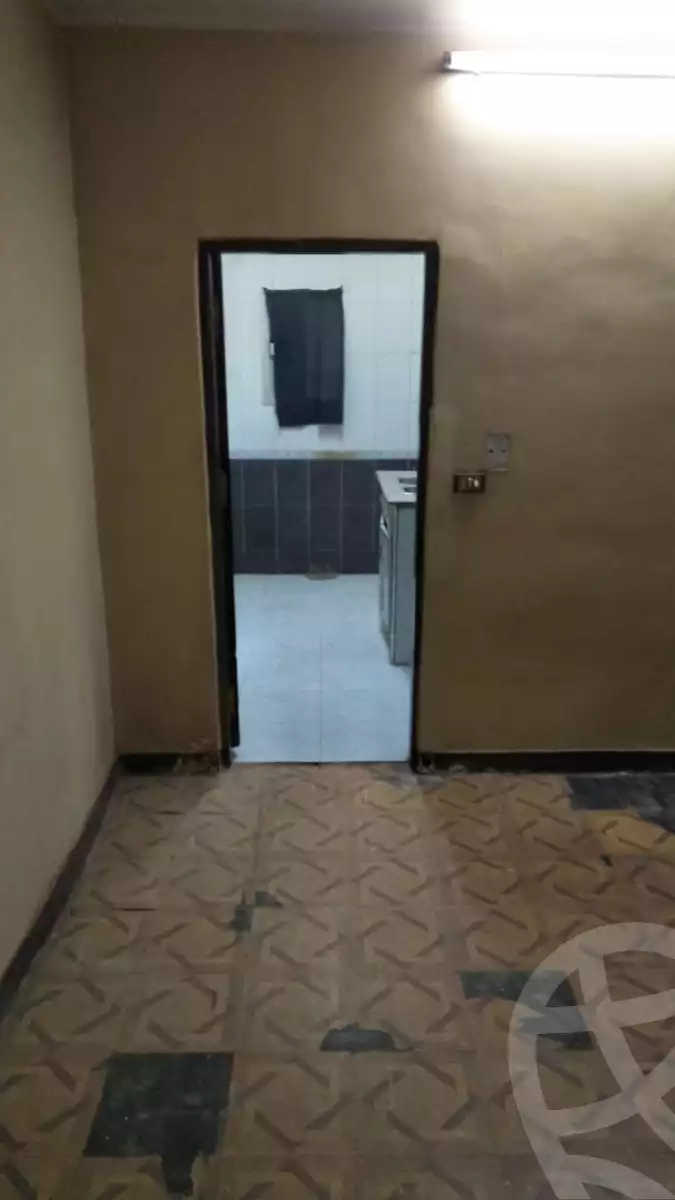 https://aqarmap.com.eg/en/listing/5701055-for-rent-cairo-15th-of-may-mjwr-32