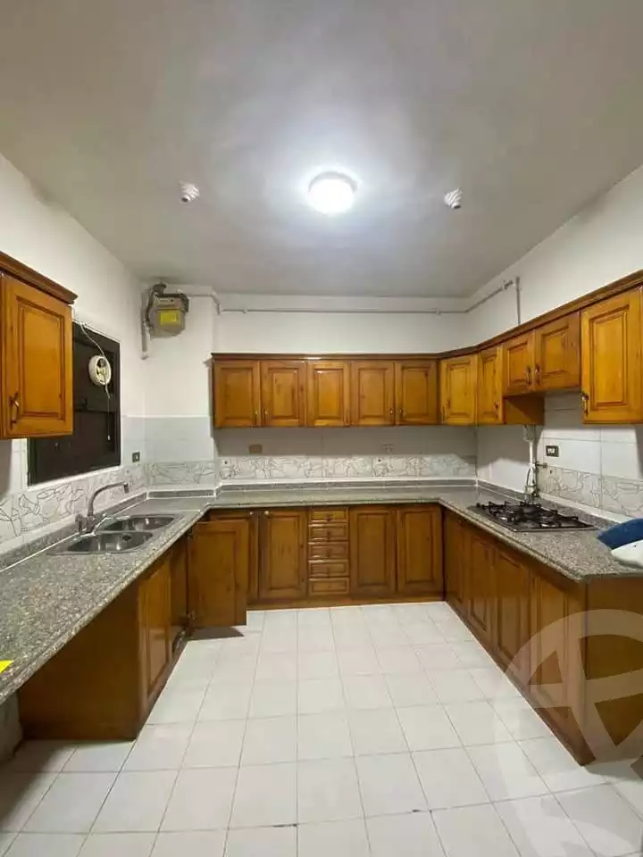 https://aqarmap.com.eg/en/listing/5701415-for-sale-alexandria-zezenia-el-amir-gameel-st