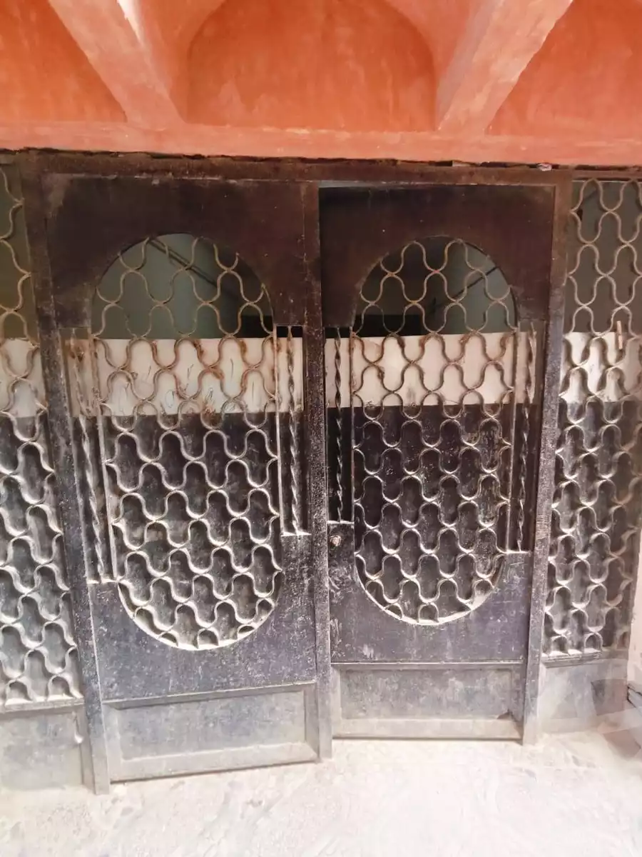 https://aqarmap.com.eg/en/listing/5703830-for-sale-alexandria-l-jmy-el-hanouvel-el-kholafaa-el-rashdeen-st