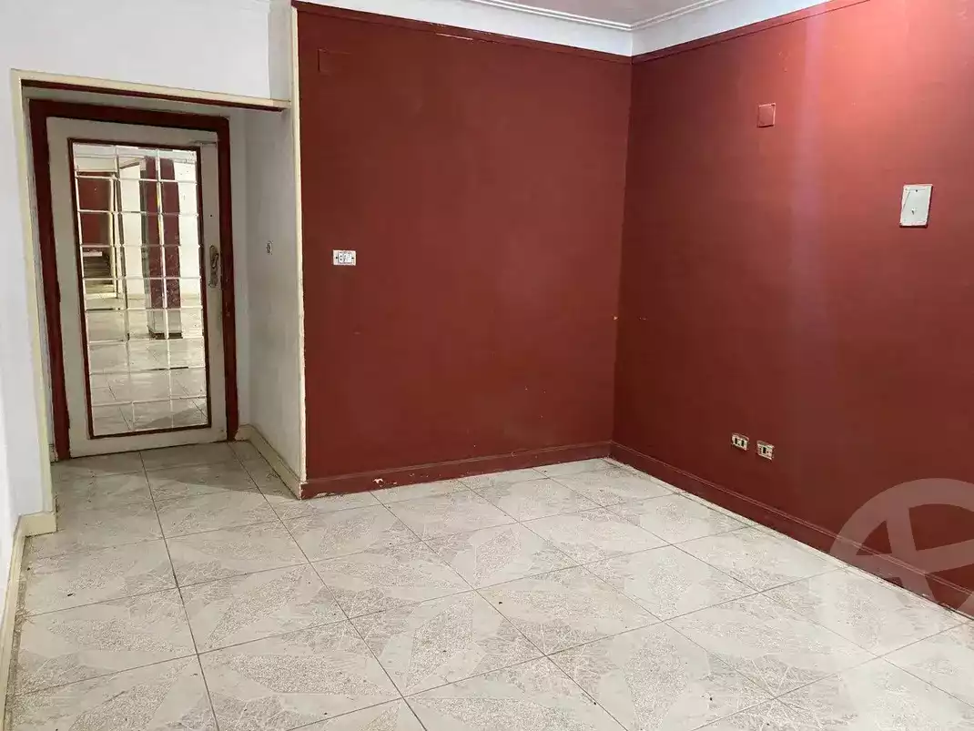 https://aqarmap.com.eg/ar/listing/5703767-for-sale-cairo-mokattam-lhdb-l-ly-shareaa-9
