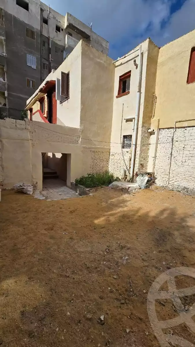 https://aqarmap.com.eg/en/listing/5704466-for-sale-alexandria-l-jmy-el-hanouvel-el-salam-st