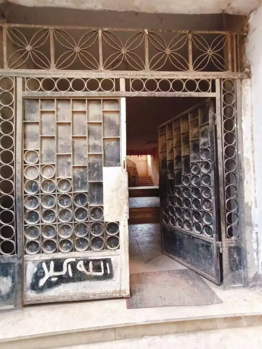 https://aqarmap.com.eg/ar/listing/5704541-for-sale-alexandria-l-jmy-el-hanouvel-kasr-al-quiri-st-1