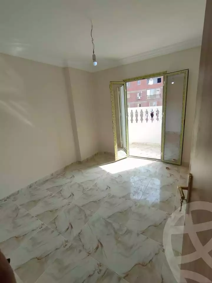 https://aqarmap.com.eg/en/listing/5705386-for-sale-cairo-helwan-hadayek-helwan-el-khashab-canal