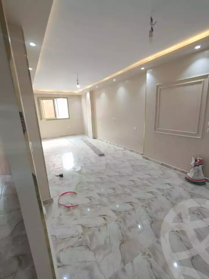 https://aqarmap.com.eg/en/listing/5705386-for-sale-cairo-helwan-hadayek-helwan-el-khashab-canal