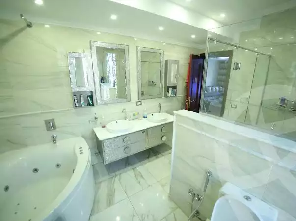 https://aqarmap.com.eg/ar/listing/5705854-for-sale-cairo-el-sheikh-zayed-city-el-hay-elsabeaa