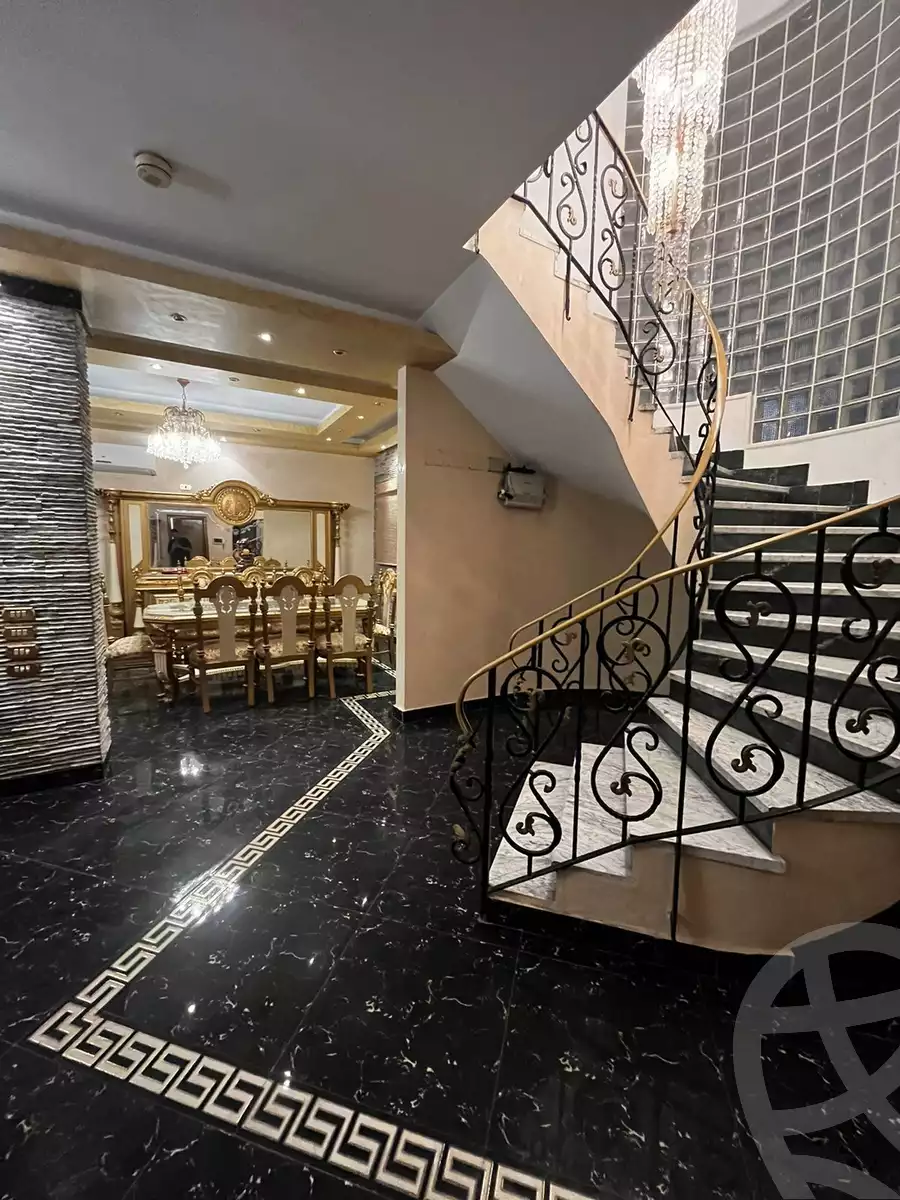 https://aqarmap.com.eg/ar/listing/5705921-for-sale-cairo-el-sheikh-zayed-city-compounds-el-rabwa