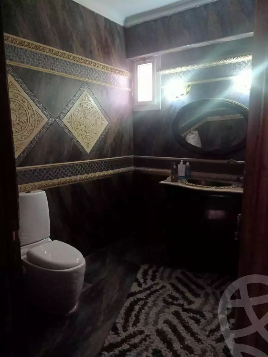 https://aqarmap.com.eg/en/listing/5705975-for-sale-cairo-el-sheikh-zayed-city-compounds-el-yasmeen-compound
