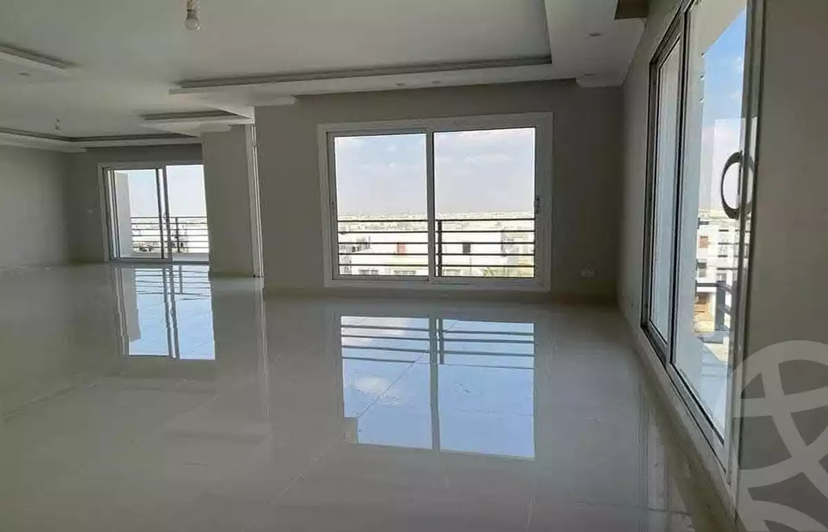 https://aqarmap.com.eg/en/listing/5759464-for-sale-cairo-new-cairo-compounds-hyde-park-parkway-hyde-park-compound