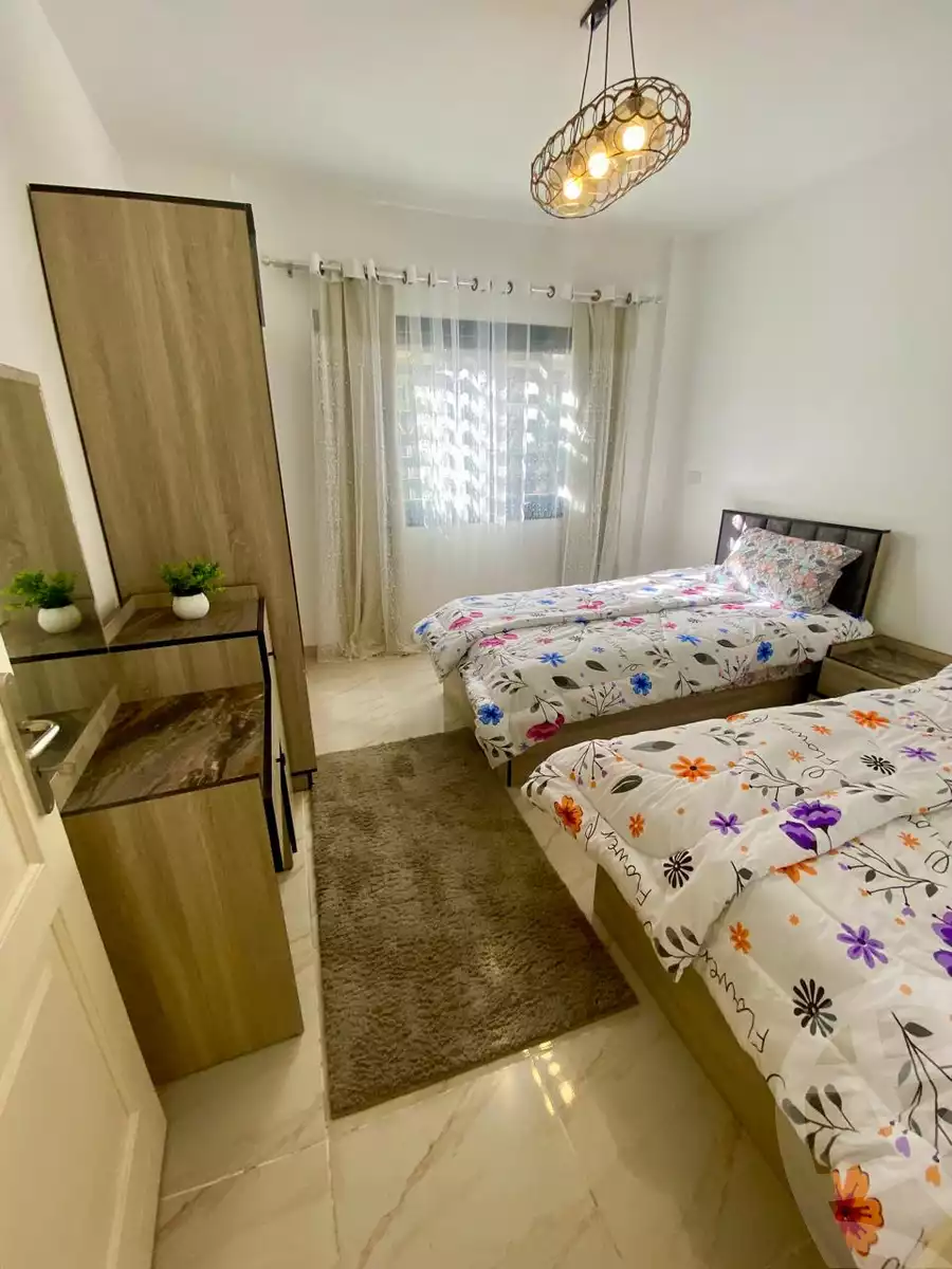 https://aqarmap.com.eg/en/listing/5708526-for-rent-cairo-new-cairo-madinaty-lmntq-lkhms-fylt-group-22