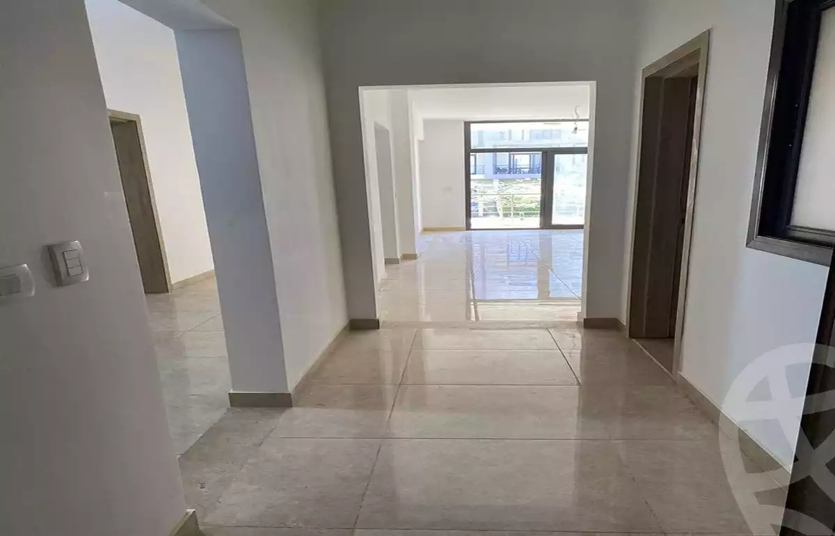https://aqarmap.com.eg/en/listing/5708688-for-sale-cairo-new-cairo-compounds-fifth-square