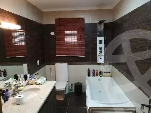 https://aqarmap.com.eg/en/listing/5709904-for-sale-cairo-new-cairo-compounds-nakhil-village