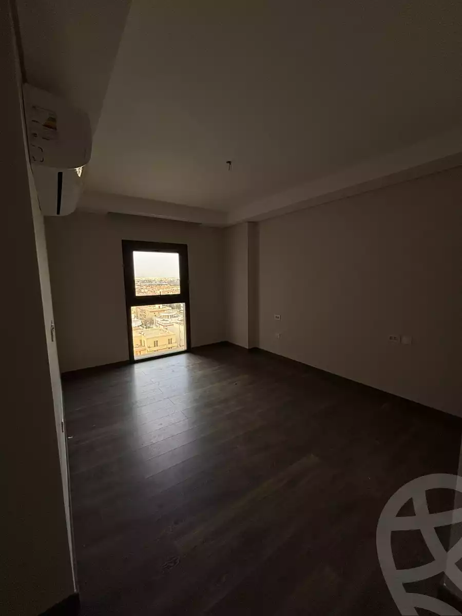 https://aqarmap.com.eg/en/listing/5710236-for-rent-cairo-el-sheikh-zayed-city-compounds-zyd-wr-llttwyr-park-towers-zed-el-sheikh-zayed-compound