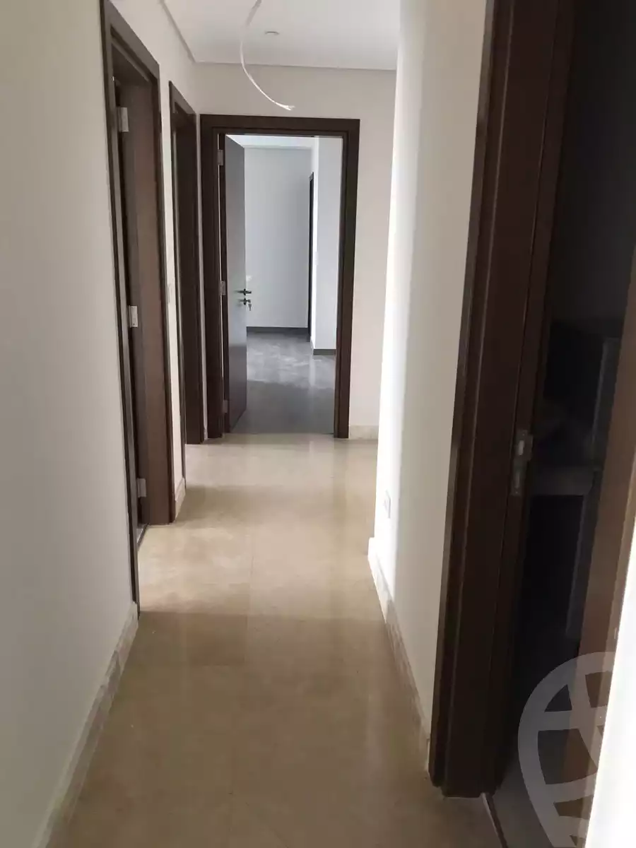 https://aqarmap.com.eg/en/listing/5710323-for-sale-cairo-el-sheikh-zayed-city-compounds-zyd-wr-llttwyr-z-tower