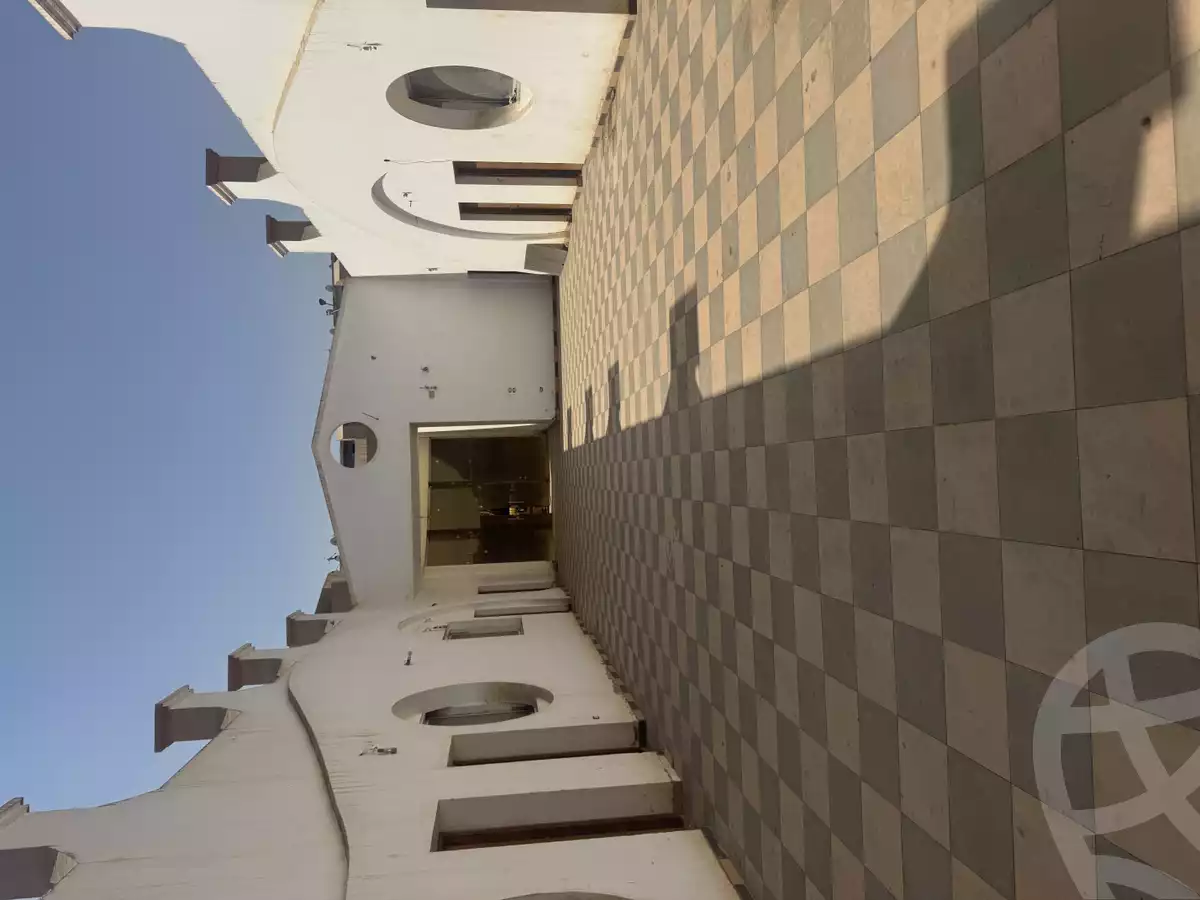 https://aqarmap.com.eg/en/listing/5710994-for-sale-cairo-el-sheikh-zayed-city-el-hay-elawel-street-50