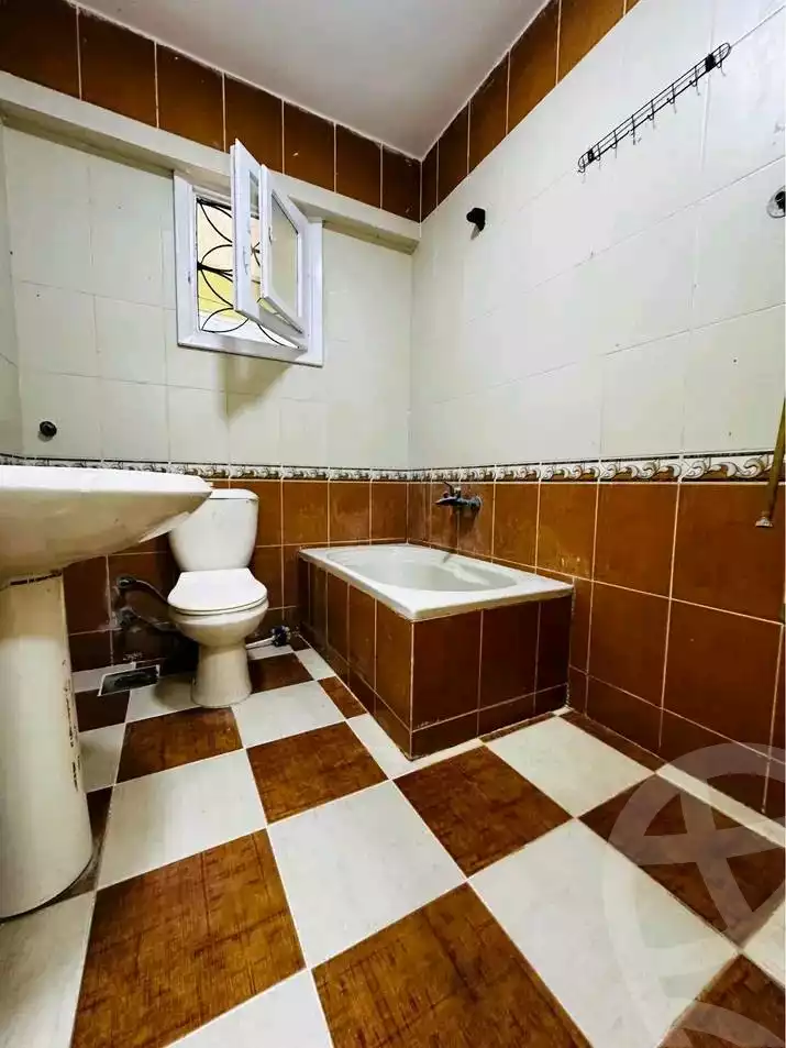 https://aqarmap.com.eg/en/listing/5711125-for-sale-alexandria-l-jmy-shataa-el-nakheel