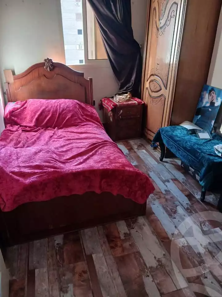 https://aqarmap.com.eg/en/listing/5711214-for-sale-alexandria-zezenia-mostafa-abd-el-razik-st