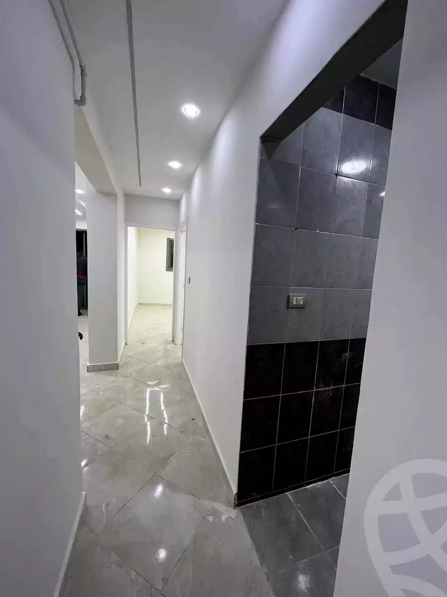 https://aqarmap.com.eg/en/listing/5711287-for-sale-alexandria-l-jmy-lbytsh-sabrin-st