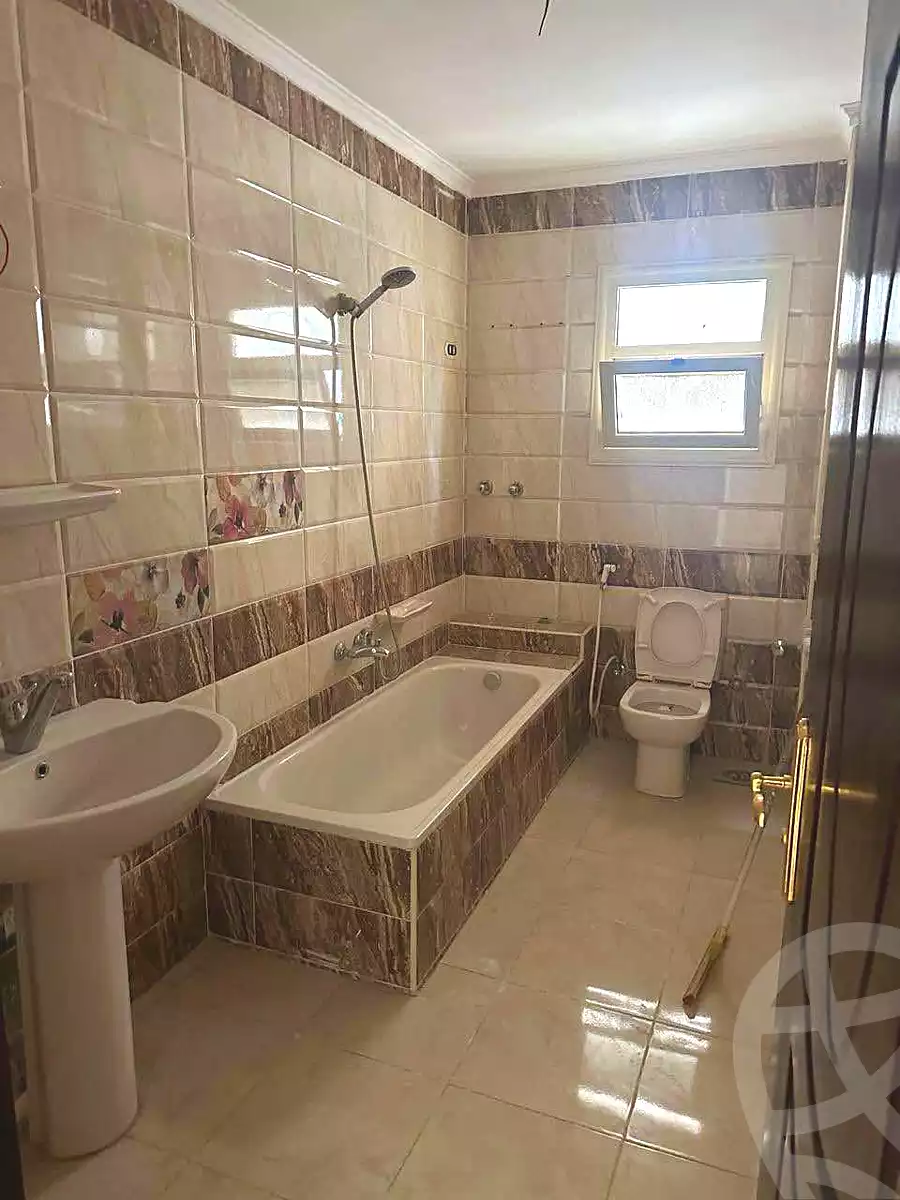 https://aqarmap.com.eg/ar/listing/5711286-for-sale-cairo-el-maadi-zahraa-el-maadi-al-khamseen-st