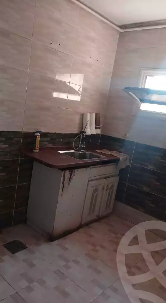 https://aqarmap.com.eg/en/listing/5714379-for-rent-cairo-15th-of-may-mjwr-7