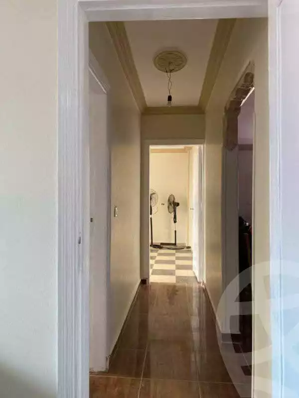 https://aqarmap.com.eg/ar/listing/5716094-for-sale-alexandria-l-jmy-bw-ywsf-el-forn-st