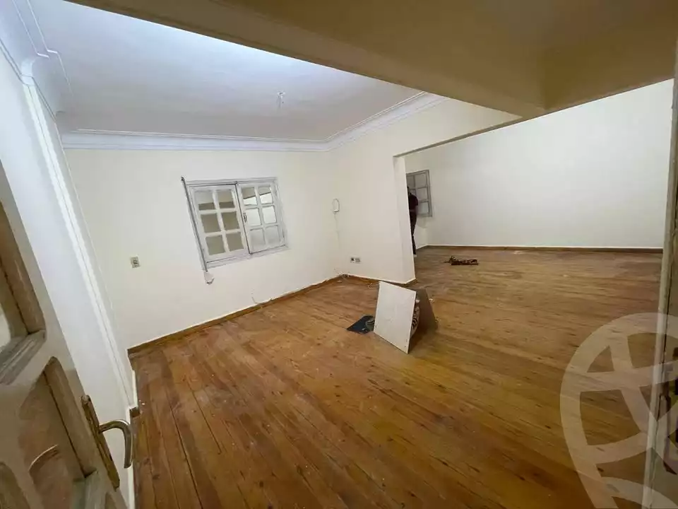 https://aqarmap.com.eg/en/listing/5716391-for-rent-cairo-mokattam-lhdb-l-ly-shareaa-9