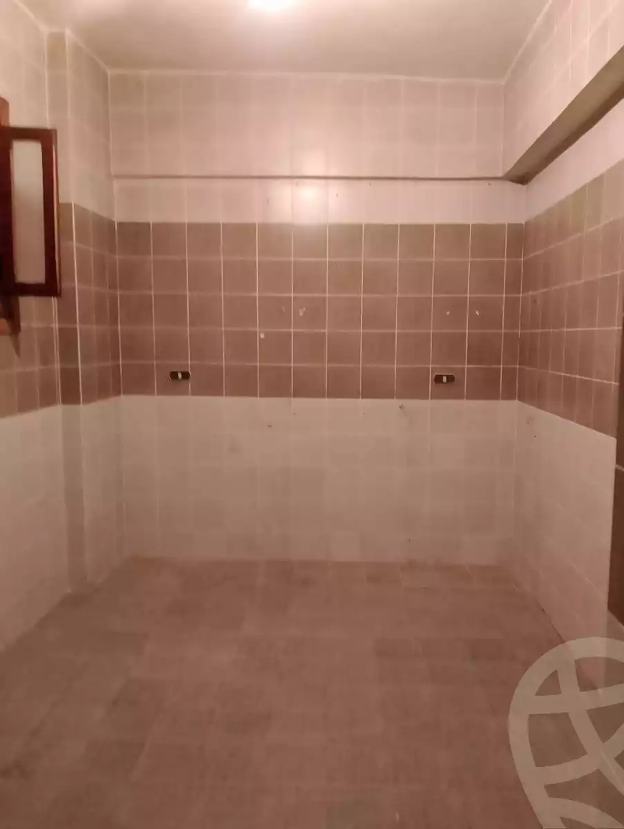 https://aqarmap.com.eg/ar/listing/5716596-for-rent-alexandria-l-jmy-lbytsh-el-hay-st