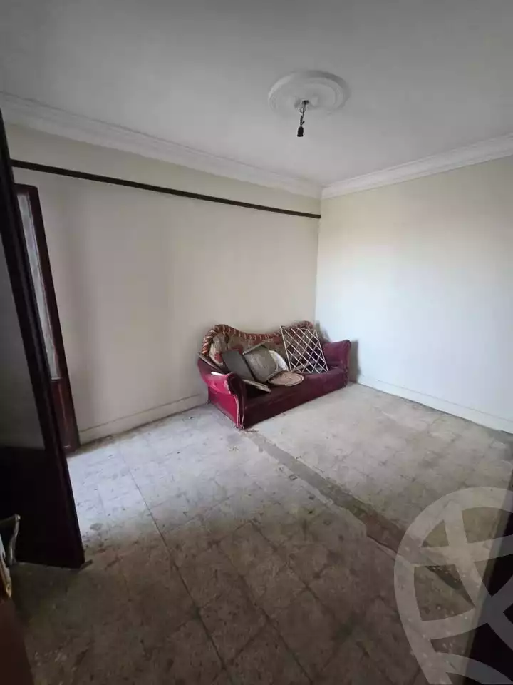 https://aqarmap.com.eg/ar/listing/5718323-for-sale-alexandria-l-jmy-lbytsh-al-andalous-wa-al-hgaz-st