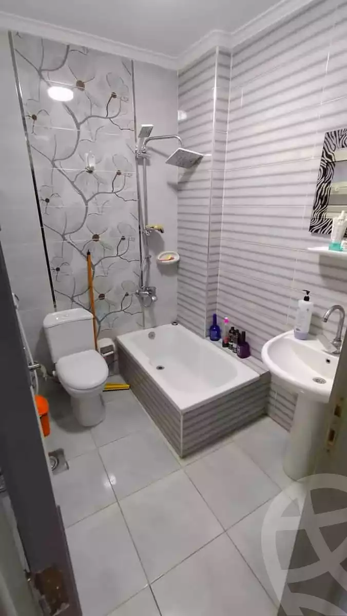 https://aqarmap.com.eg/en/listing/5718843-for-sale-alexandria-l-jmy-lbytsh-shahr-al-assal-st