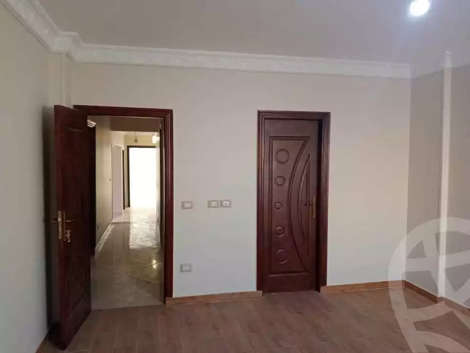 https://aqarmap.com.eg/en/listing/5721354-for-sale-cairo-mokattam-lhdb-l-ly-street-83