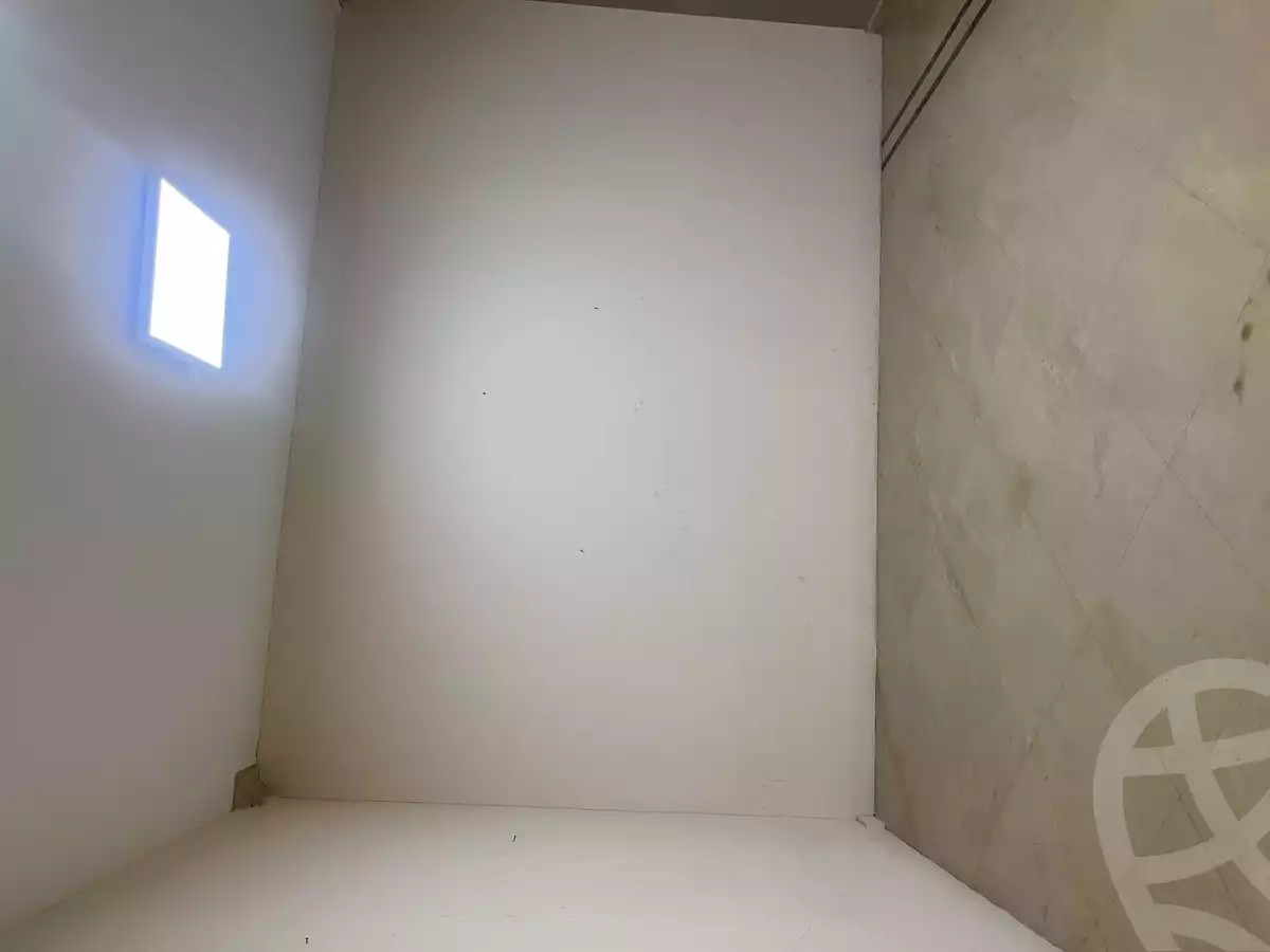 https://aqarmap.com.eg/en/listing/5721315-for-sale-cairo-new-cairo-el-ahyaa-third-neighborhood-street-1