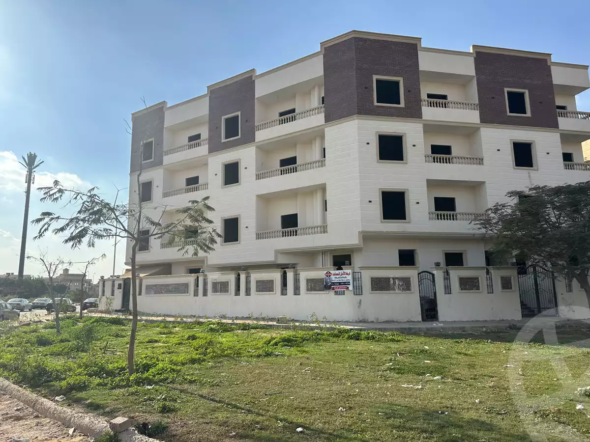 https://aqarmap.com.eg/ar/listing/5721489-for-sale-cairo-el-shorouk-lmntq-lthmn-neighbourhood-1