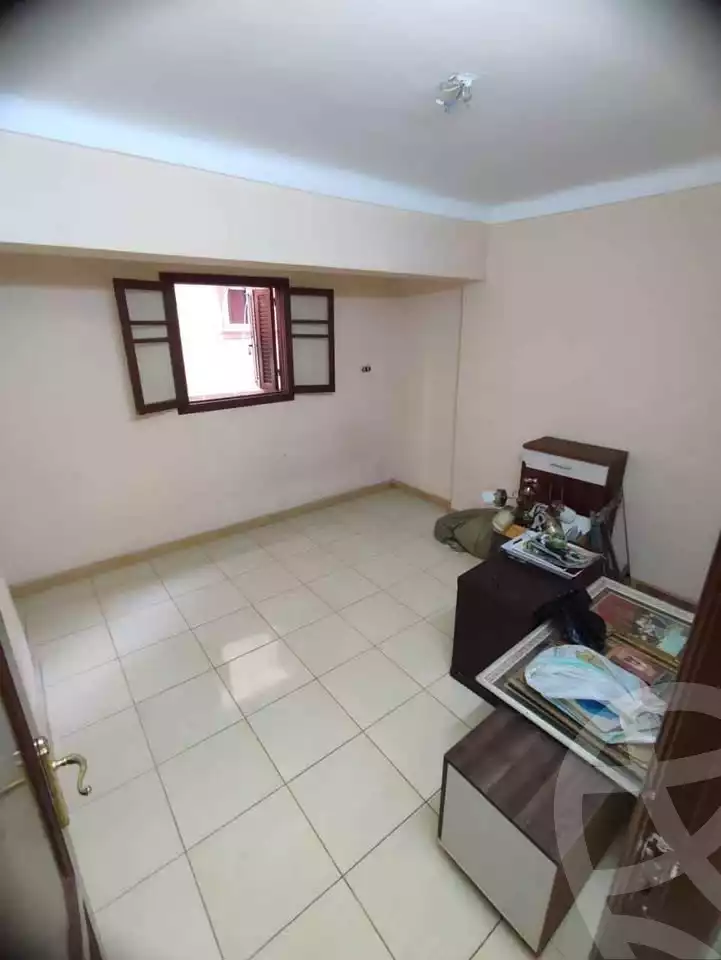 https://aqarmap.com.eg/ar/listing/5722292-for-sale-alexandria-el-asafra-salman-el-farsi-st