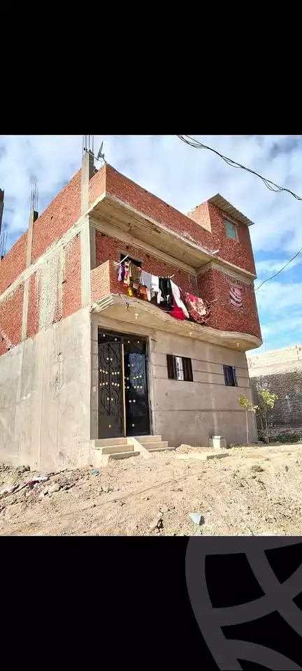 https://aqarmap.com.eg/en/listing/5723706-for-sale-alexandria-el-montazah-el-malaha-st