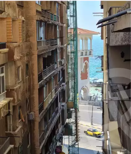 https://aqarmap.com.eg/ar/listing/5724787-for-rent-alexandria-miami