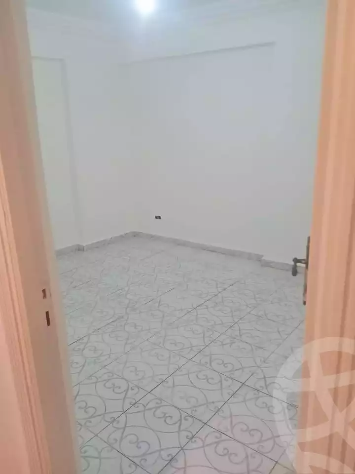 https://aqarmap.com.eg/en/listing/5724994-for-sale-alexandria-el-asafra-shr-45