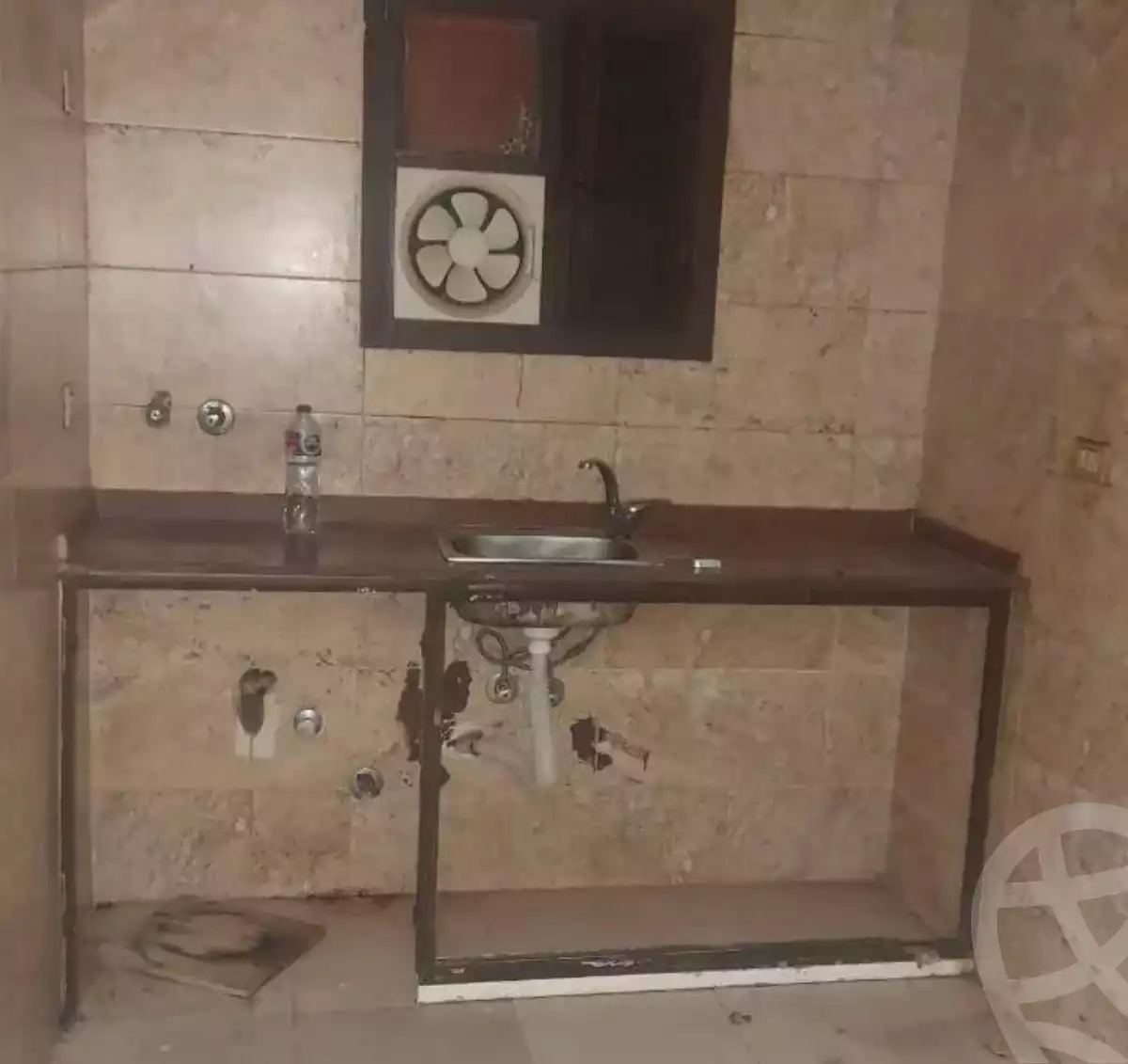 https://aqarmap.com.eg/en/listing/5726793-for-rent-cairo-mokattam-el-hadabah-el-wosta-el-mantaqa-el-khamsa