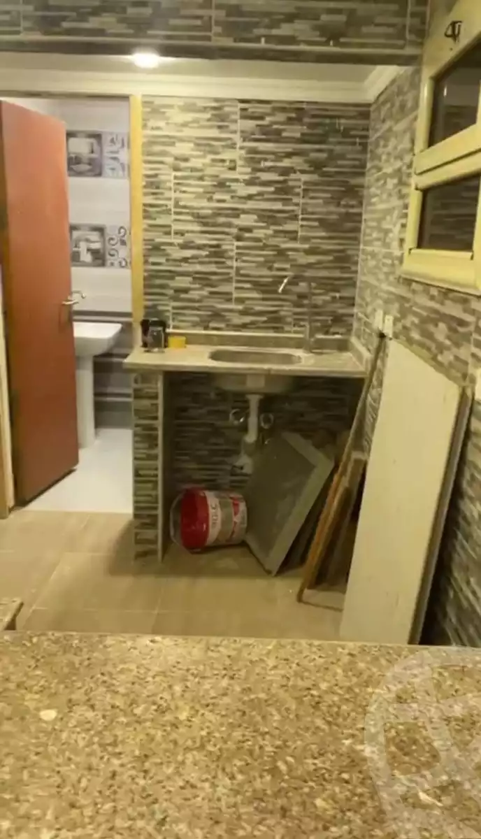https://aqarmap.com.eg/en/listing/5729616-for-rent-cairo-mokattam-lhdb-l-ly