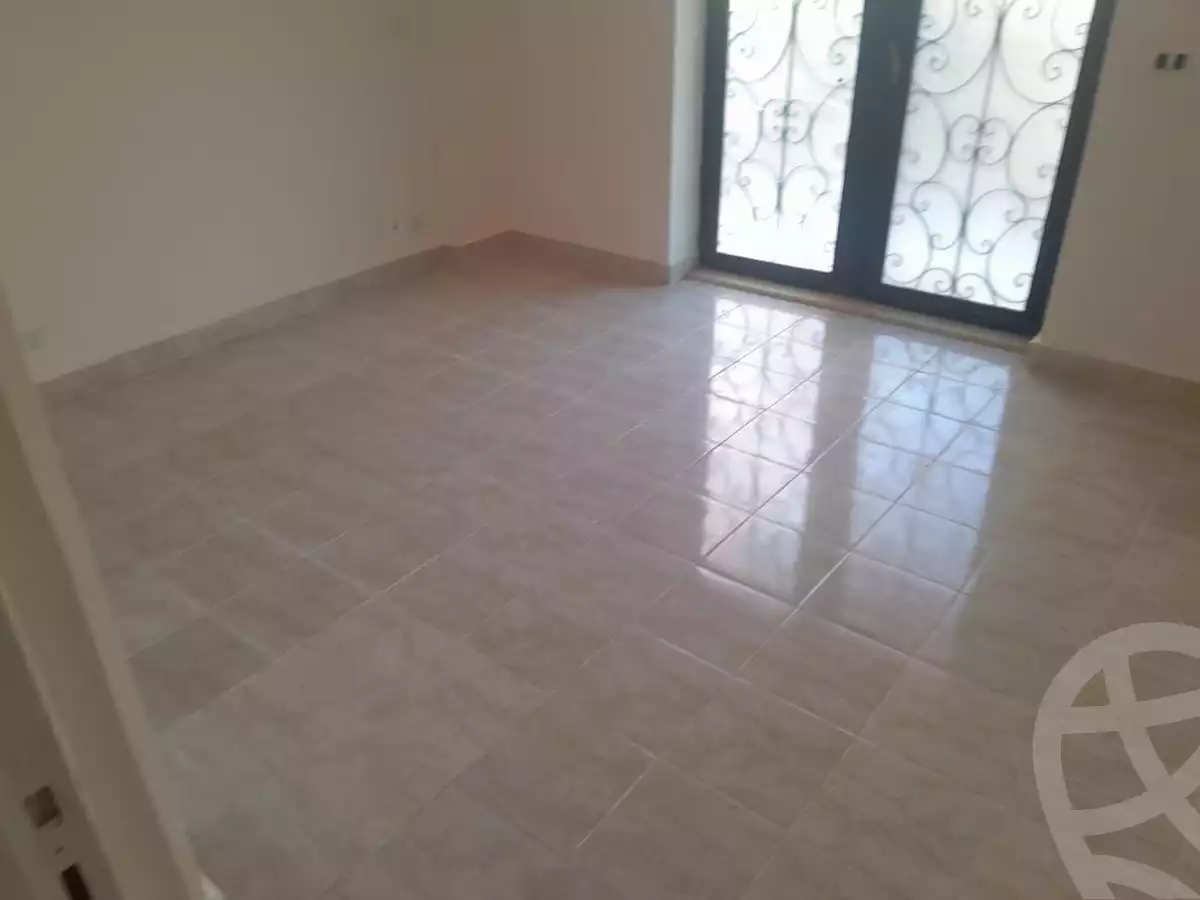 https://aqarmap.com.eg/en/listing/5729612-for-rent-cairo-new-cairo-lrhb-city-phase-8