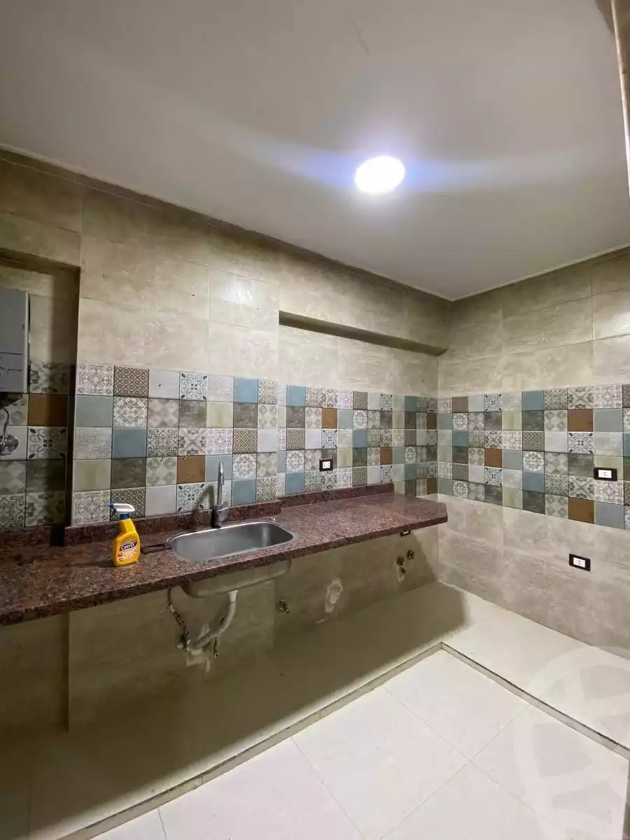https://aqarmap.com.eg/en/listing/5729768-for-sale-alexandria-l-jmy-lbytsh-el-reyad-st