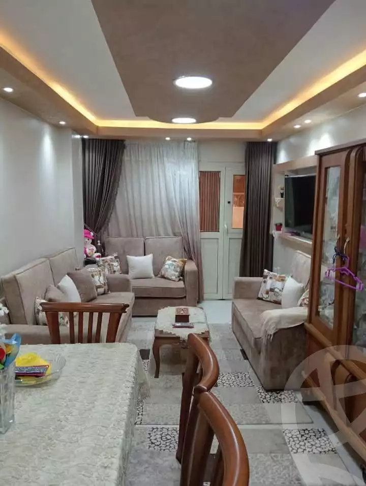 https://aqarmap.com.eg/en/listing/5732730-for-rent-cairo-faisal-kafr-tohormos-queen-nazli-st
