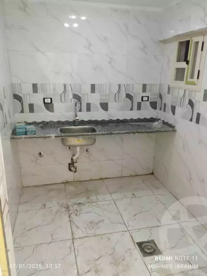 https://aqarmap.com.eg/en/listing/5732853-for-sale-alexandria-l-jmy-el-hanouvel-el-hag-radwan-mosque-st