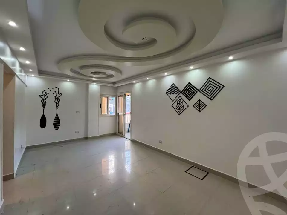 https://aqarmap.com.eg/ar/listing/5735919-for-sale-alexandria-zezenia-ibrahim-el-attar-st
