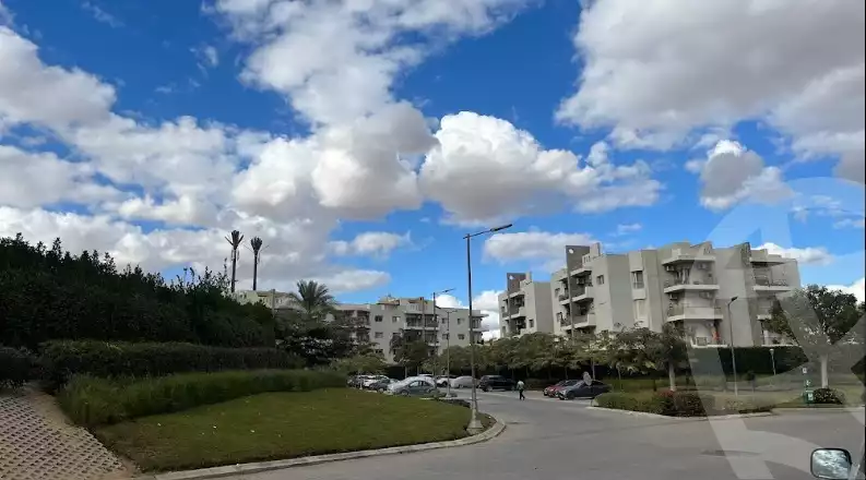 https://aqarmap.com.eg/en/listing/5737169-for-rent-cairo-el-sheikh-zayed-city-compounds-dh-drys