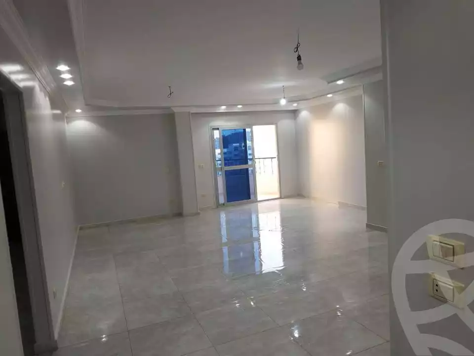 https://aqarmap.com.eg/en/listing/5739866-for-rent-cairo-mokattam-el-hadabah-el-wosta-rd-lmbhth