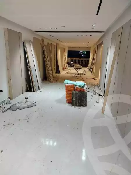 https://aqarmap.com.eg/ar/listing/5741464-for-sale-alexandria-moharram-bey-kanal-al-mahmoudeya-al-bahri-st