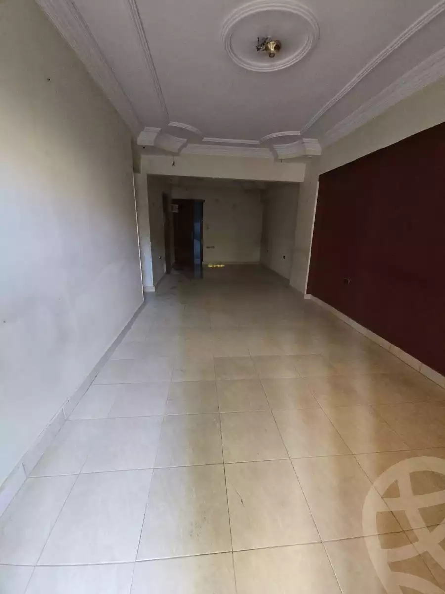 https://aqarmap.com.eg/en/listing/5742430-for-sale-cairo-helwan-helwan-el-sharkeya-mostafa-safwat-st