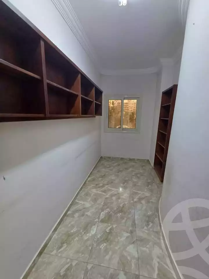 https://aqarmap.com.eg/en/listing/5721899-for-rent-cairo-mokattam-lhdb-l-ly
