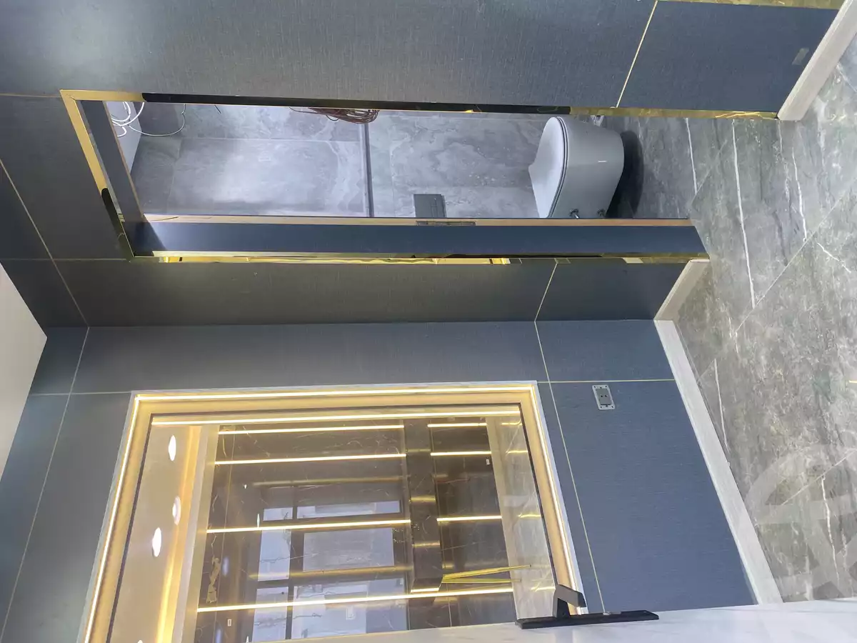 https://aqarmap.com.eg/ar/listing/5744120-for-sale-cairo-6th-of-october-featured-neighborhood-el-motamayez-neighborhood-al-centar-al-togari-st