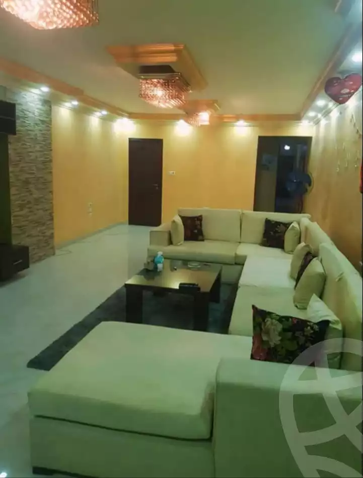 https://aqarmap.com.eg/en/listing/5744484-for-sale-cairo-el-haram-abo-el-feda-st