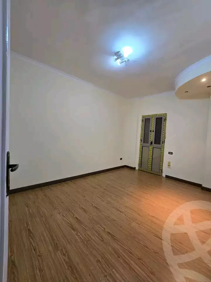 https://aqarmap.com.eg/ar/listing/5749671-for-sale-cairo-ain-shams-ain-shams-el-sharkia